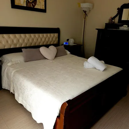 La Casa Di Ady Apartment Palermo